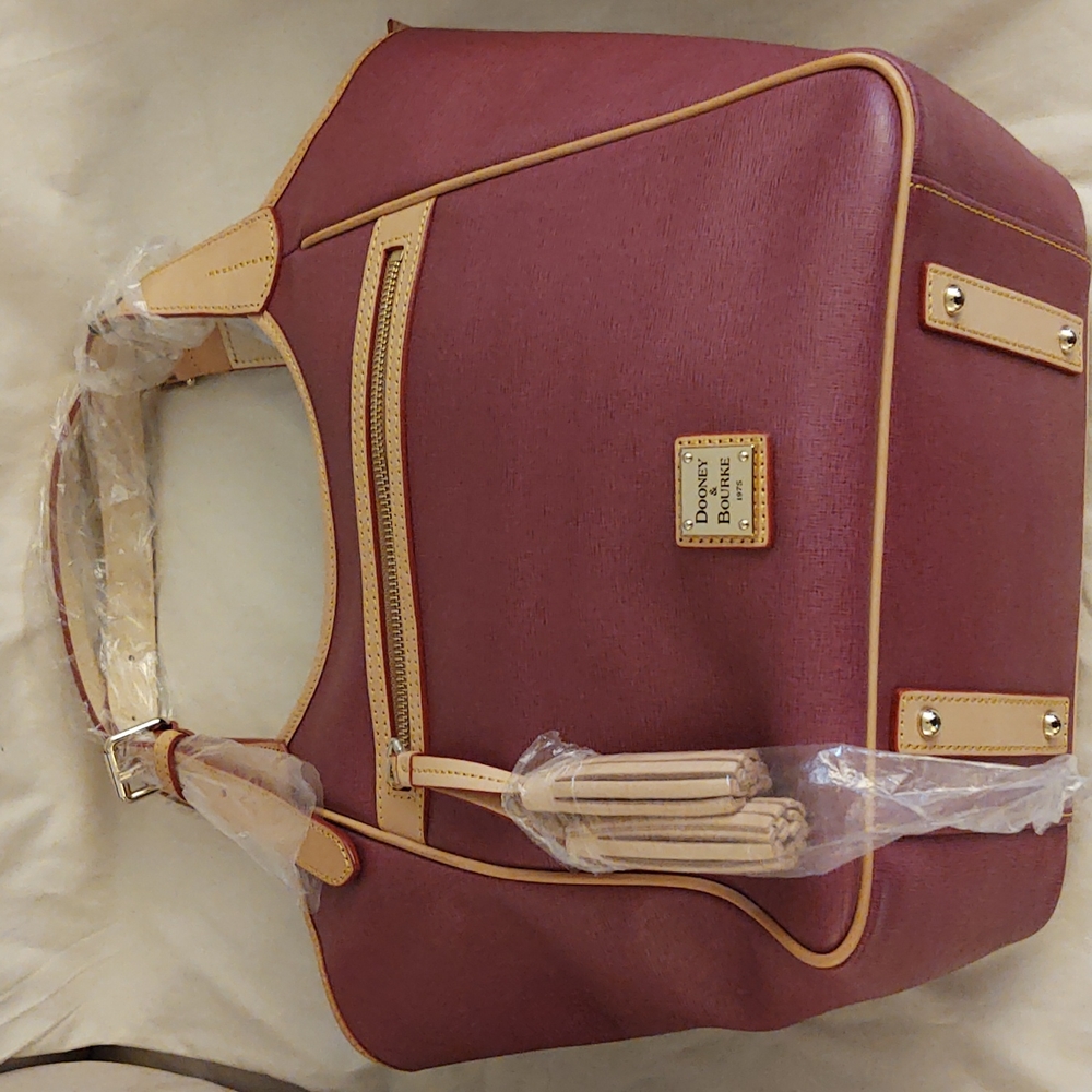 Dooney & Bourke
